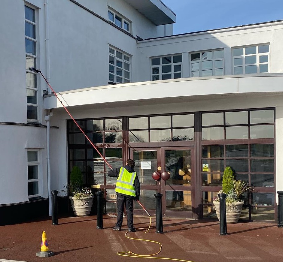 Commercial Window cleaning